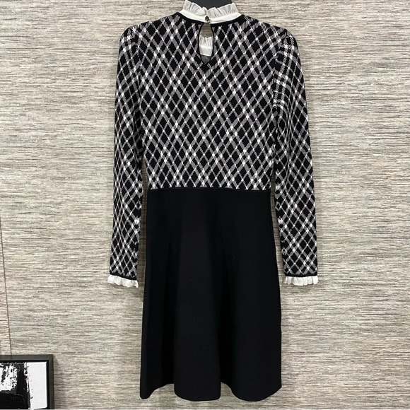 🖤 CeCe by Cynthia Steffe Black & White long sleeve Fit & Flare Knit Dress XS - Picture 7 of 9
